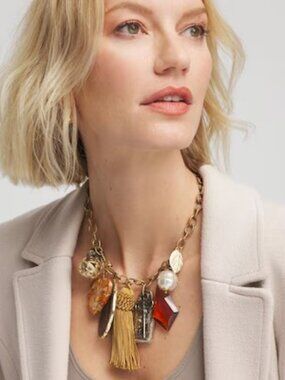 NWT CHICO'S Charm & Stone Short Necklace.